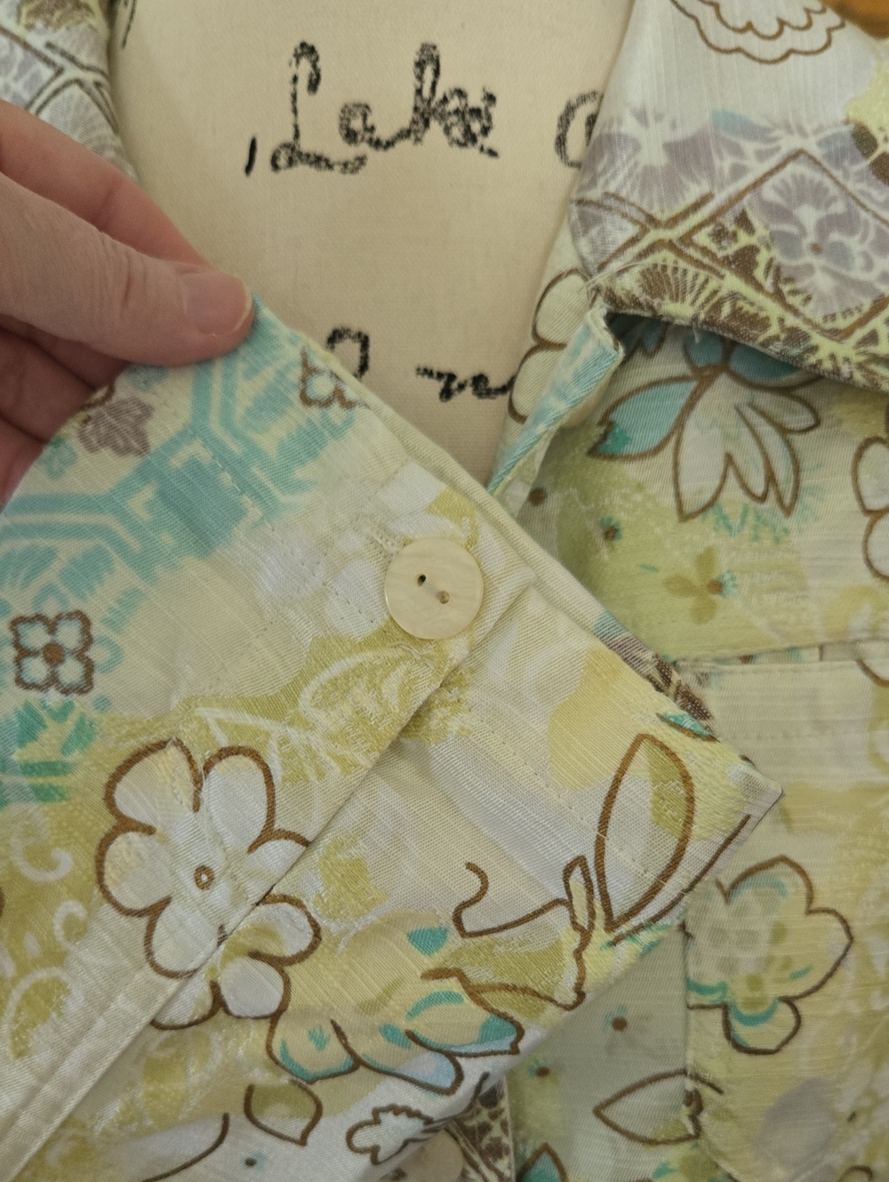 Light Floral Button-Front Women’s Top - Pastel Green/Blue - Picture 3 of 5